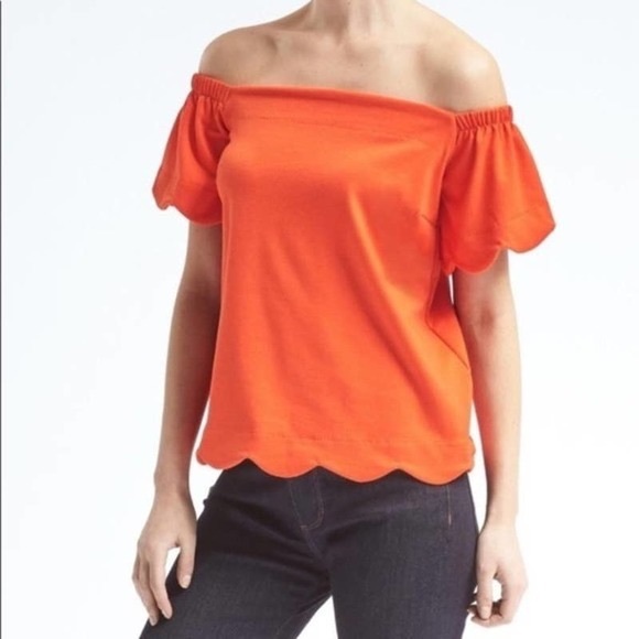 Banana Republic Tops - 💥PRICE⬇️ BANANA REPUBLIC • Orange Scalloped Blouse • sz Med